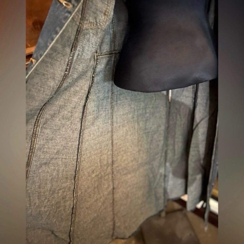 Vintage Rampage Dark blue wash  Denim maxi jacket. Brass logo buttons.medium - Picture 12 of 15